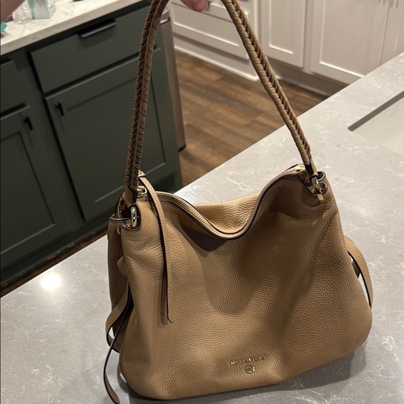 Michael Kors Beige Leather Shoulder Bag Braided Handle - Picture 5 of 12